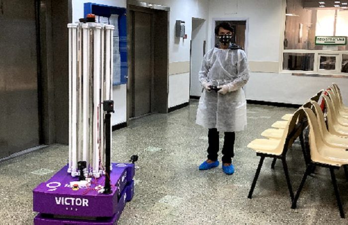EBRD: Meet the Romanian robot which kills the coronavirus with UV light