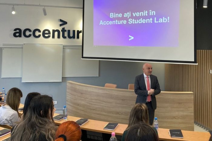 Accenture and the Academy of Economic Studies have inaugurated a state-of-the-art classroom for students
