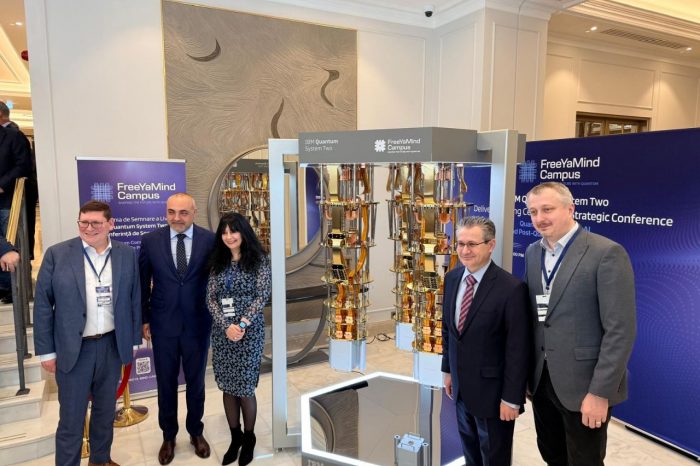 FreeYa Mind signs the delivery of the IBM Quantum System Two